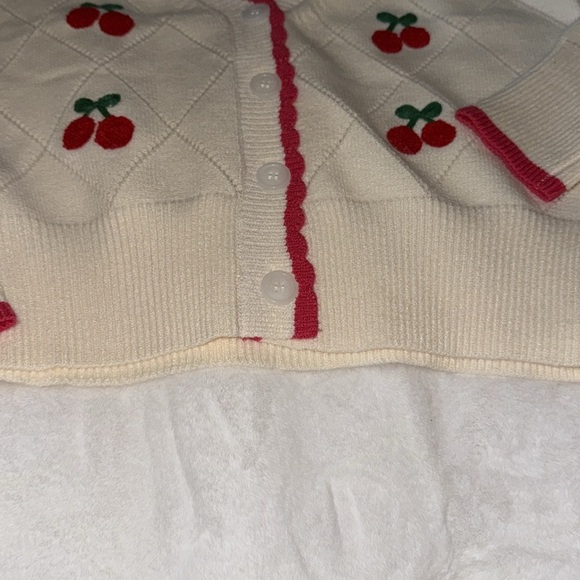 🍒🍒🍒Jessica Simpson 2025 Cherry cardigan 🍒🍒🍒 - Picture 3 of 11